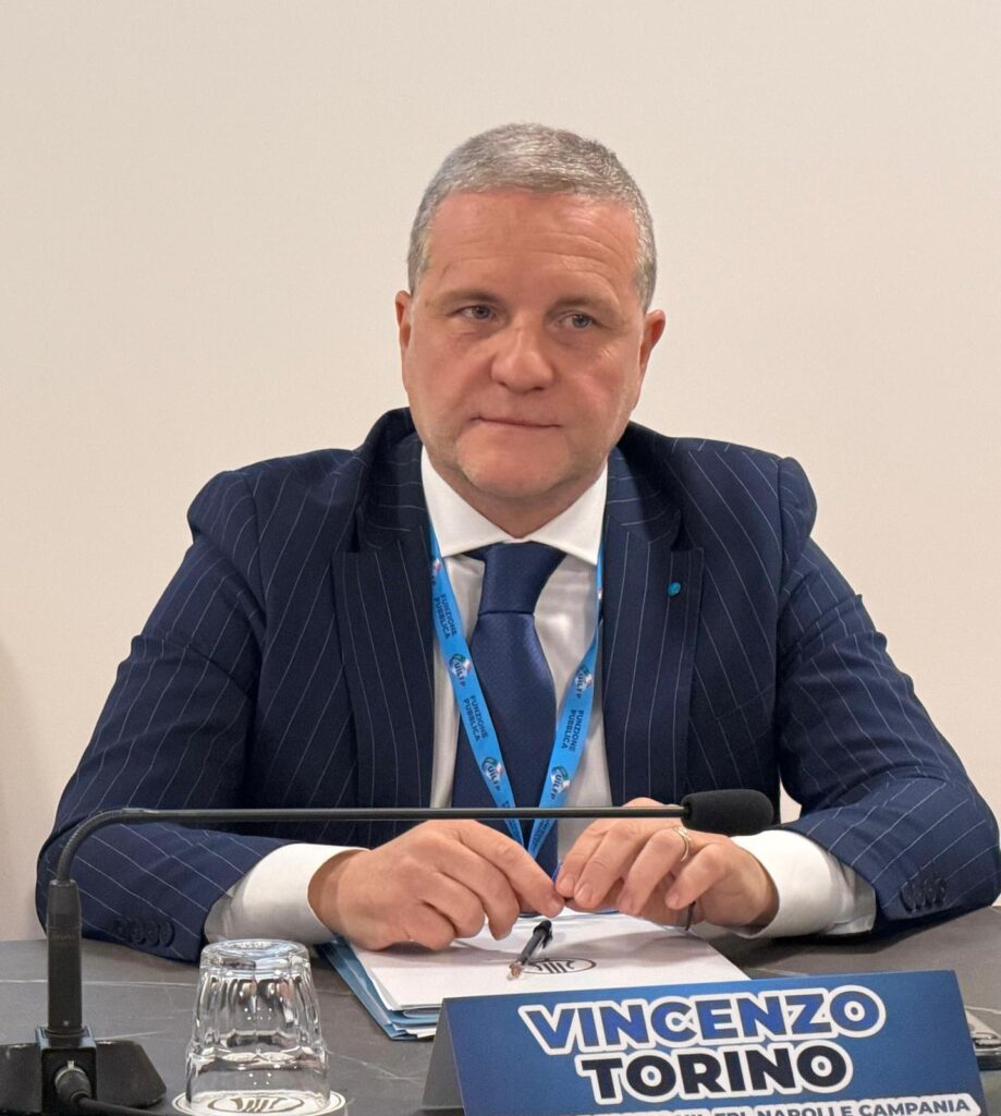 Il segretario generale della Uil Fp Napoli e Campania Vincenzo Torino